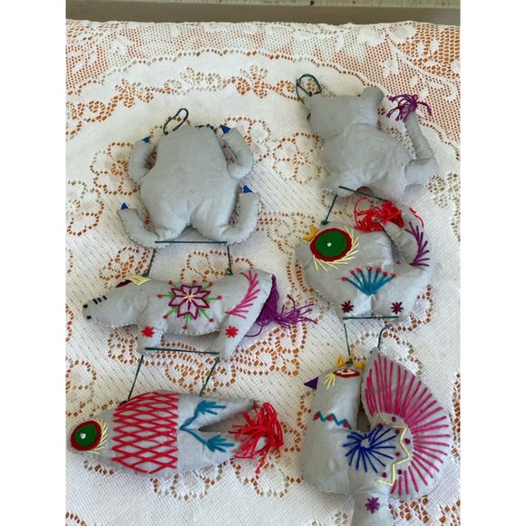 Vintage Folk Art Garland Ornaments Chinese Animals Embroidered Signs Of Zodiac - Picture 11 of 12